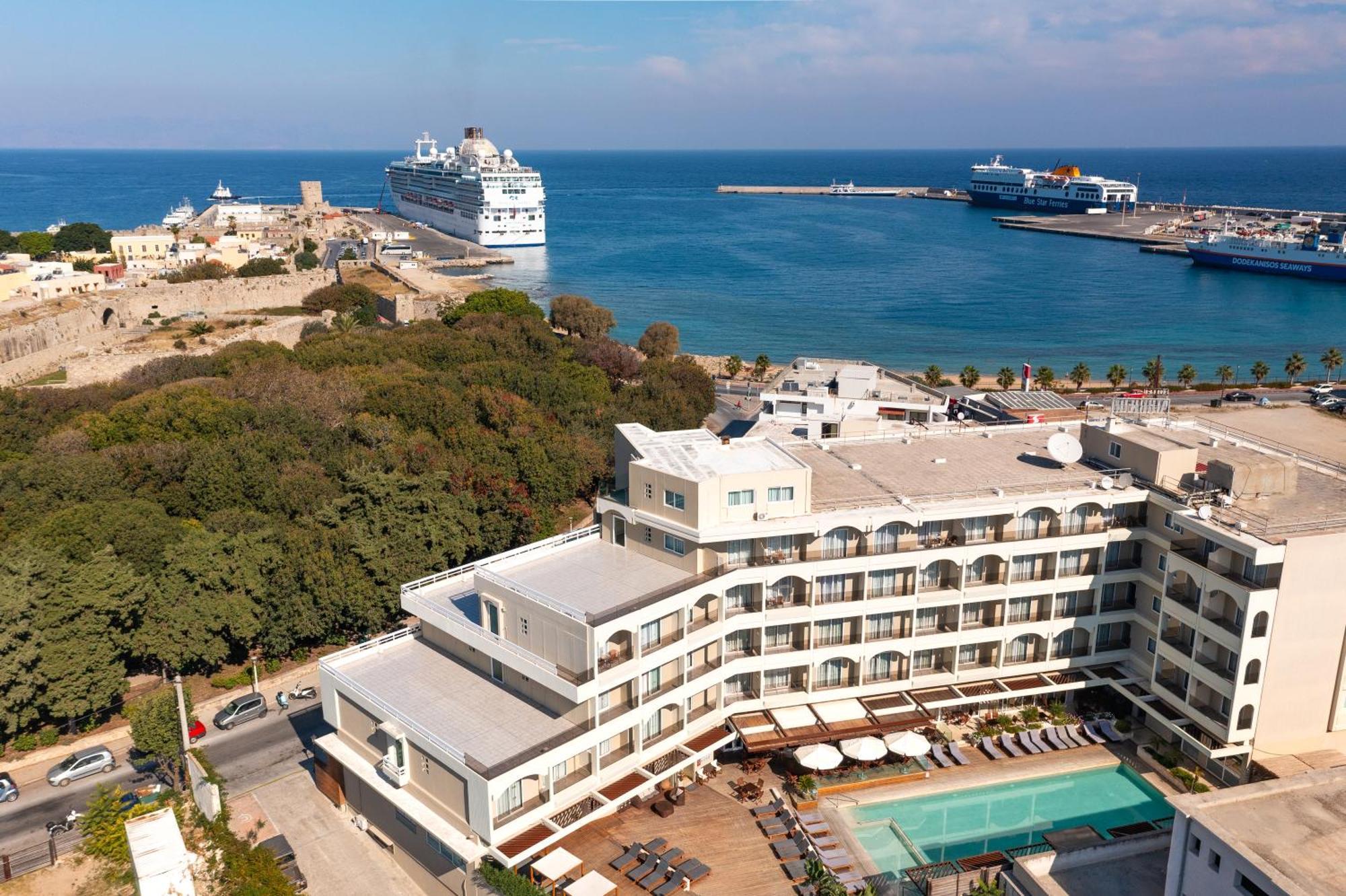 Athineon Aparthotel